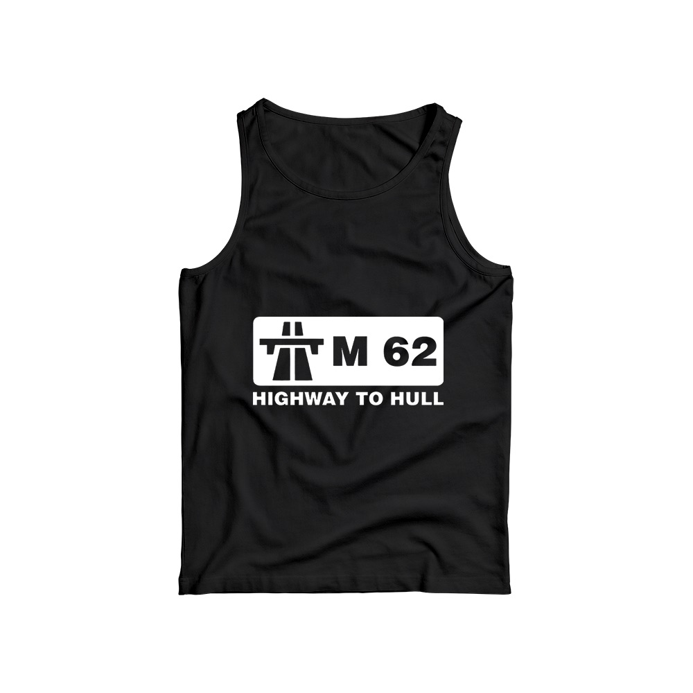 M62 Highway to Hull T-Shirt – Vintage British Motorway Road Sign Graphic Tee